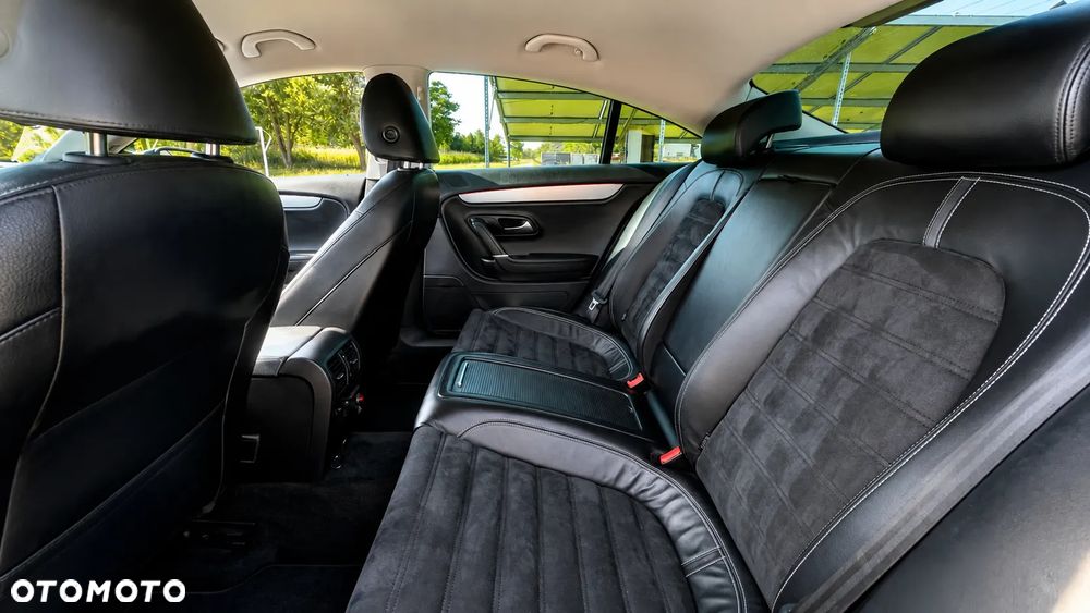 Volkswagen Passat CC 2.0 TDI BlueMotion Technology DSG Exclusive - 12