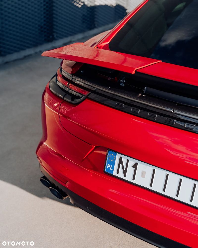 Porsche Panamera GTS GPF - 25