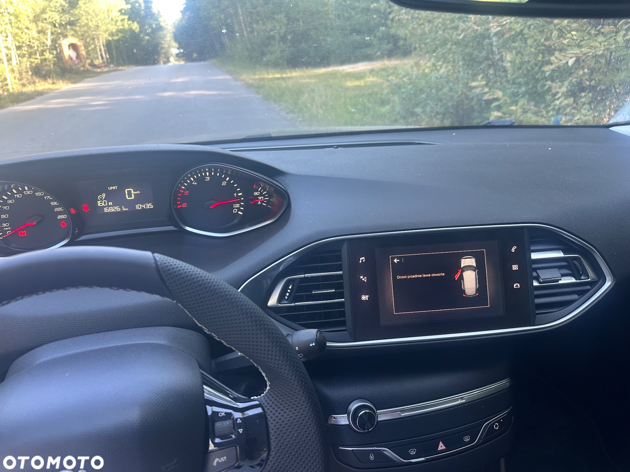 Peugeot 308 1.6 e-HDi Allure S&S - 9