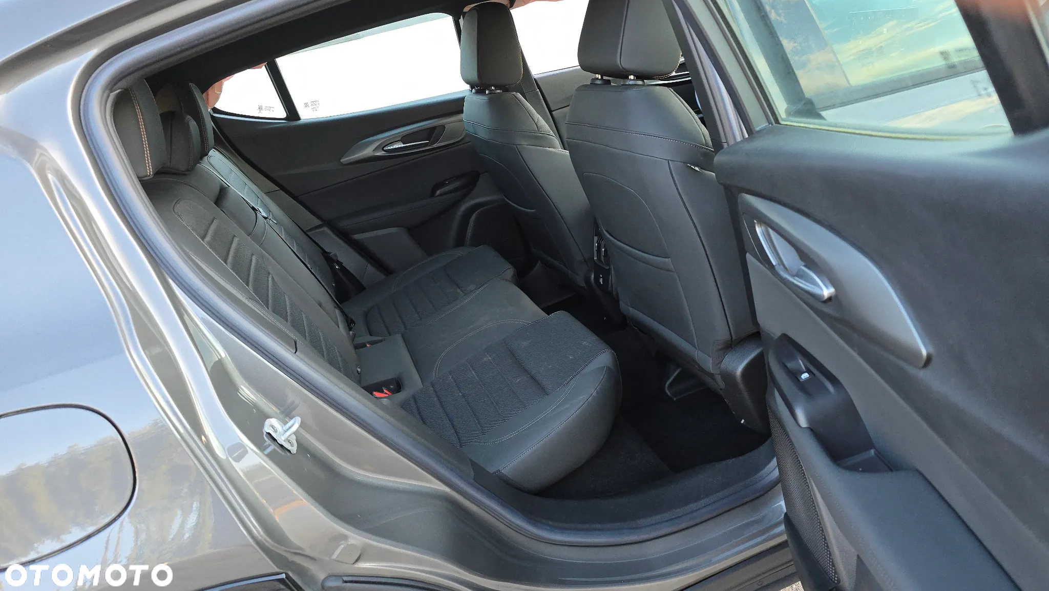 Alfa Romeo Tonale 1.5 VGT Hybrid Ti - 9
