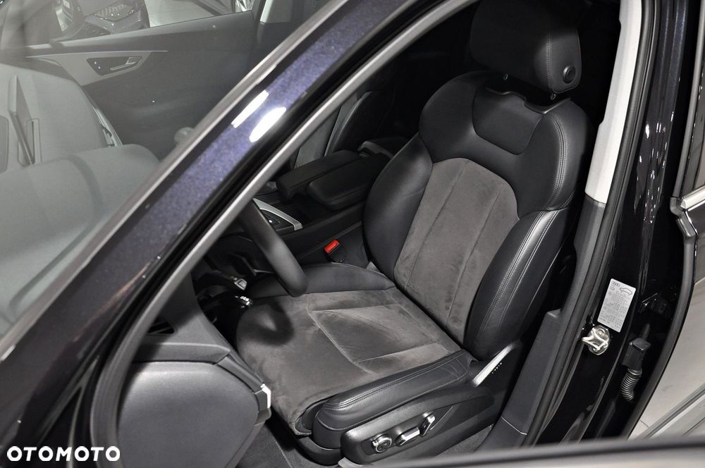 Audi Q7 50 TDI Quattro Tiptronic - 11