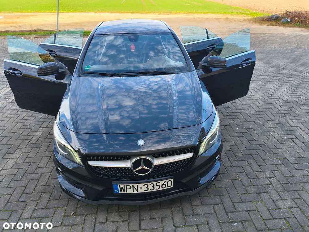 Mercedes-Benz CLA 180 UrbanStyle Edition - 35