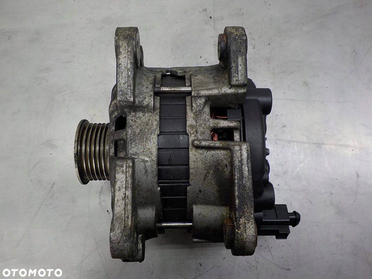 VW UP CITIGO 1.0 MPI ALTERNATOR 04C903023A - 1