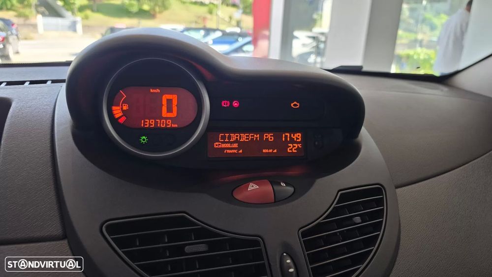 Renault Twingo 1.5 dCi Dynamique S - 38