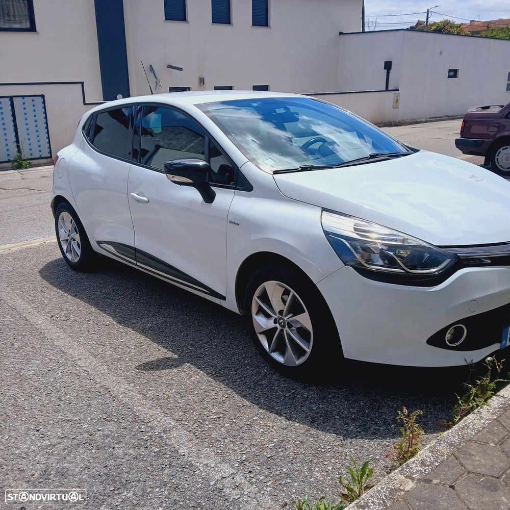 Renault Clio 0.9 TCe Limited - 1