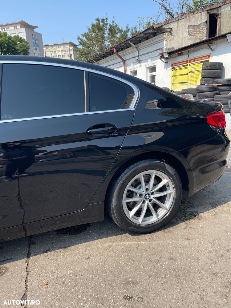 BMW Seria 5 520d EfficientDynamics Edition AT - 9
