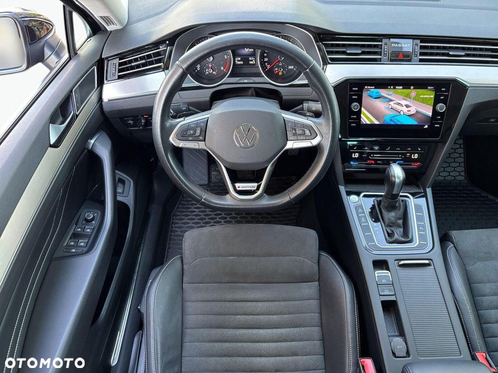 Volkswagen Passat - 24