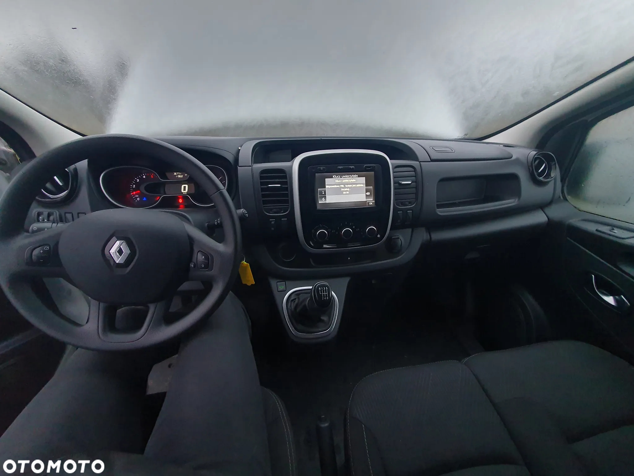 Renault TRAFIC - 6