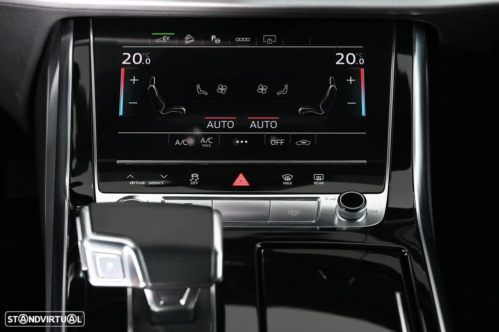 Audi Q8 55 TFSIe quattro Tiptronic - 26