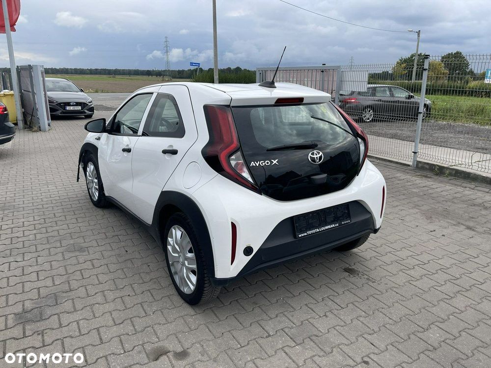 Toyota Aygo X 1.0 VVT-i Active - 4