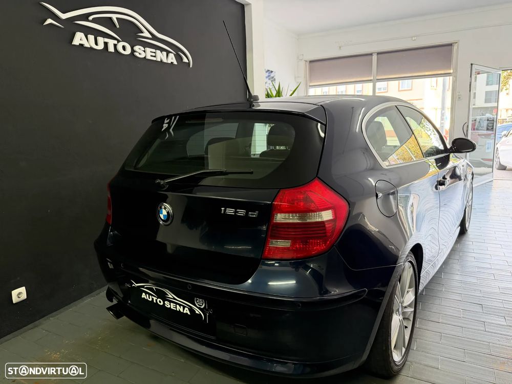 BMW 123 d DPF Edition Sport - 28