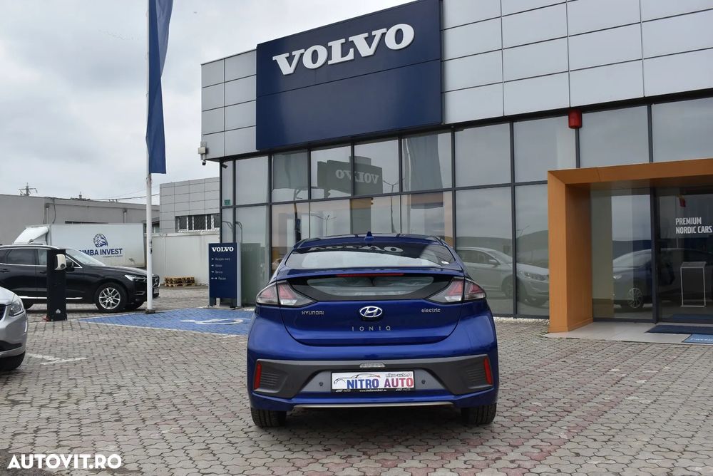 Hyundai IONIQ Standard - 5