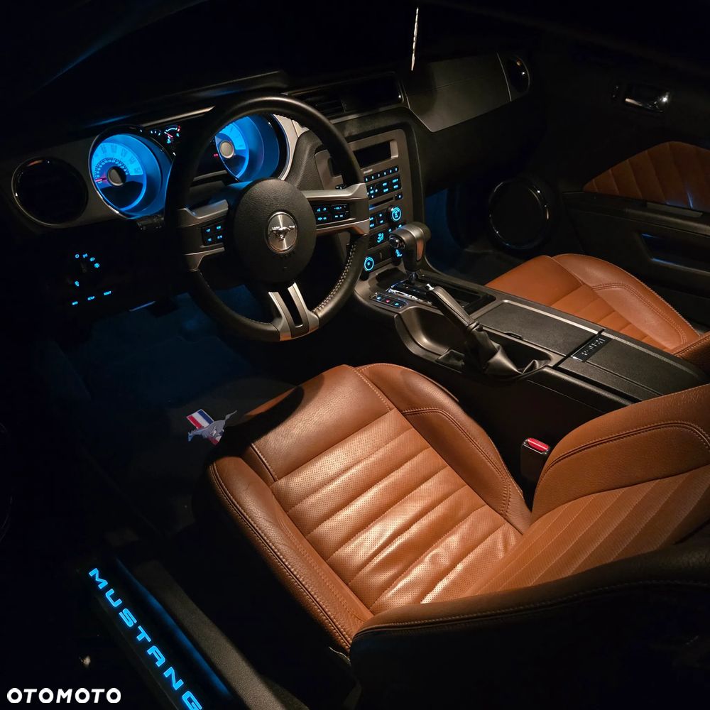 Ford Mustang 3.7 V6 Premium - 21