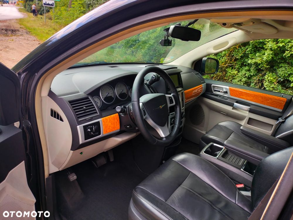 Chrysler Grand Voyager 2.8 CRD Automatik Limited - 9