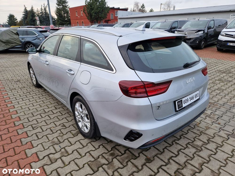 Kia Ceed 1.5 T-GDI M DCT - 2