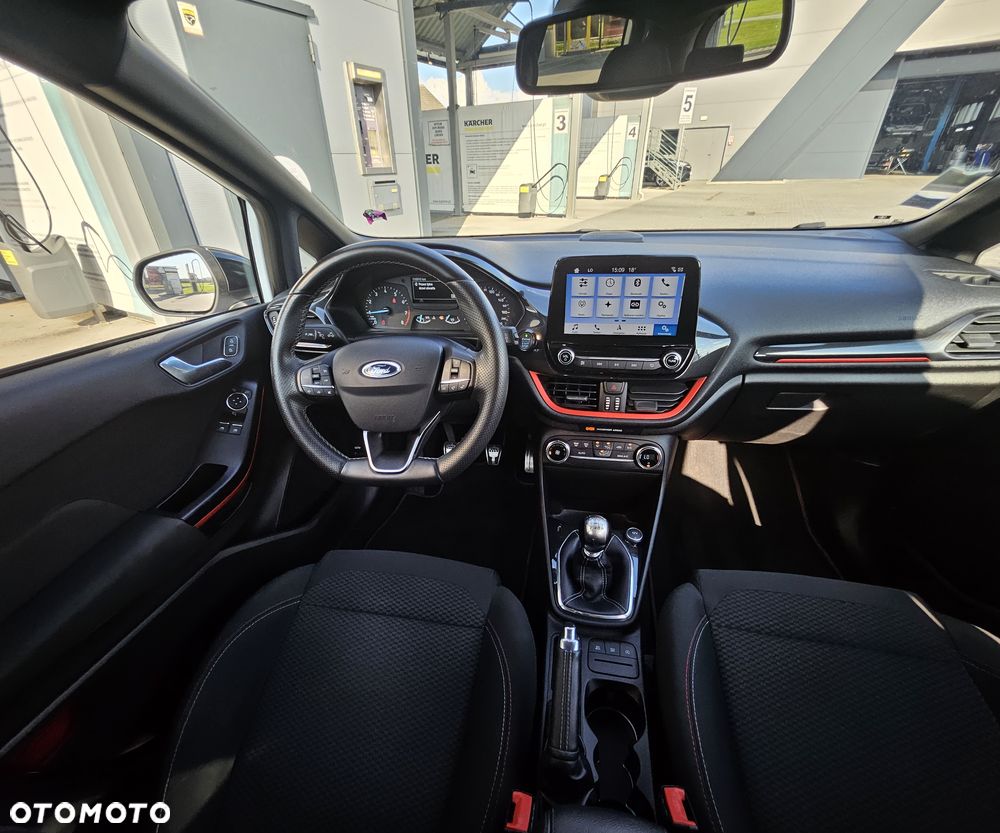 Ford Fiesta 1.0 EcoBoost S&S ST-LINE VIGNALE - 21