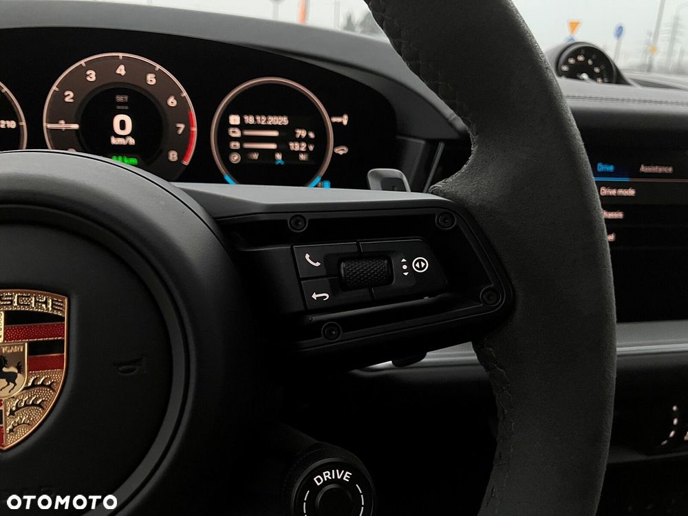 Porsche Cayenne - 28