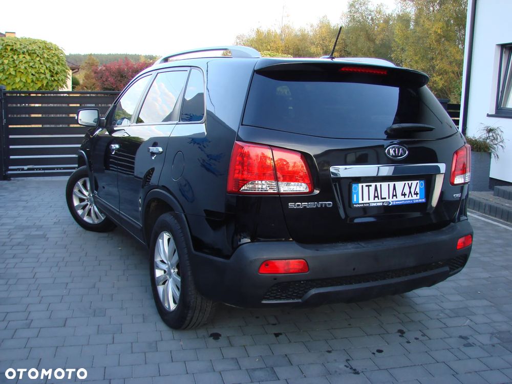 Kia Sorento - 11