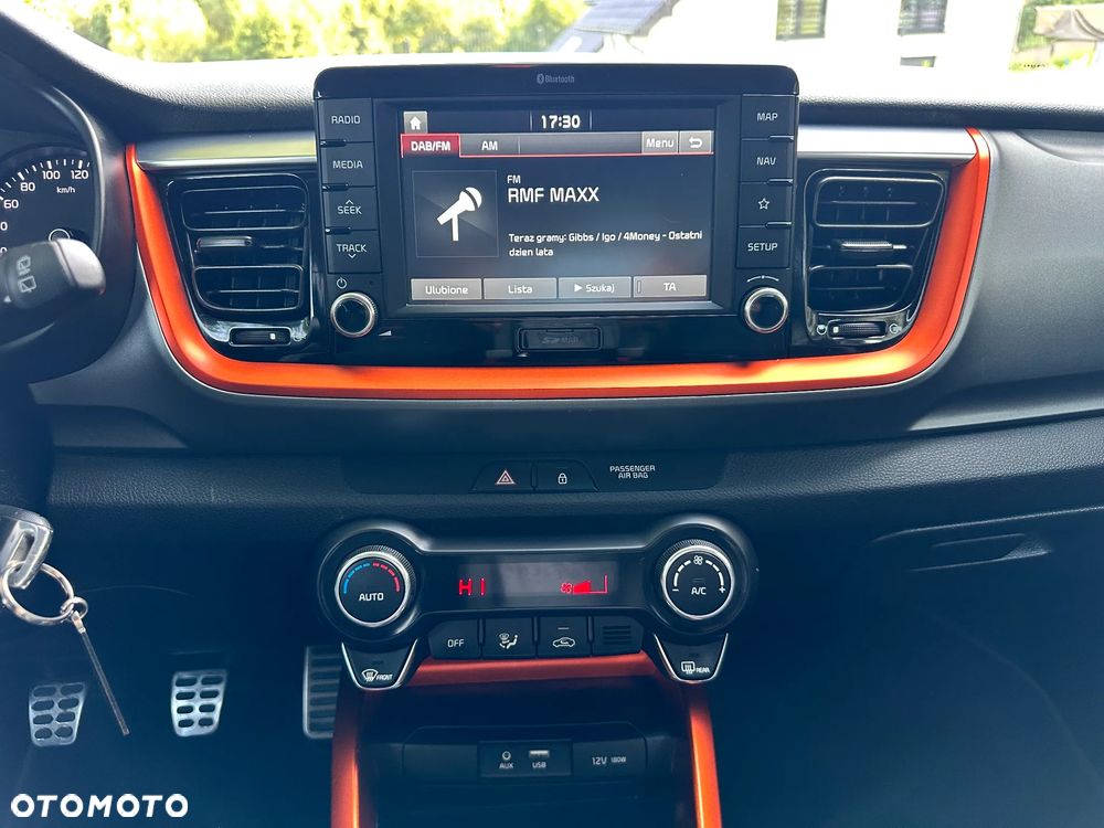 Kia Stonic - 15