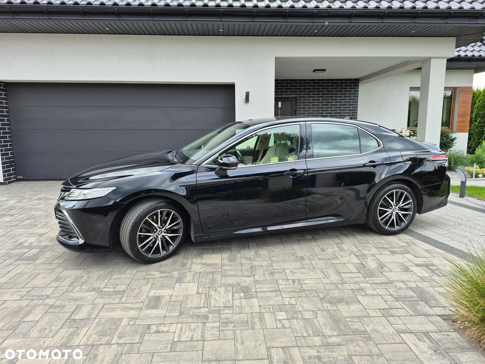 Toyota Camry 2.5 Hybrid Executive CVT - 26