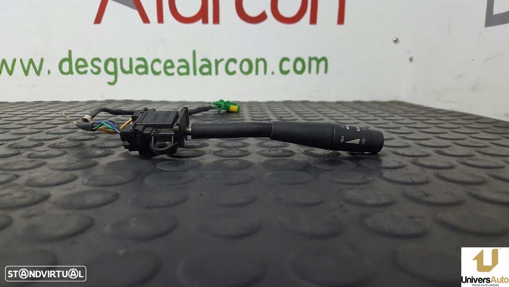 CONTROLE DO SISTEMA DE ÁUDIO / RÁDIO CD PEUGEOT 206 BERLINA XR - 1