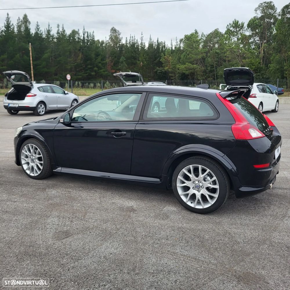 Volvo C30 D2 RDesign Edition - 16
