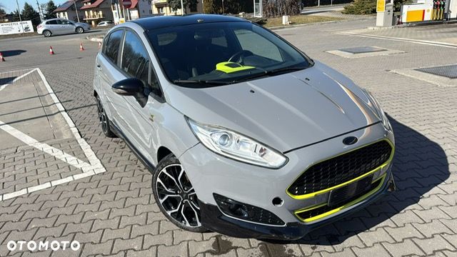 Ford Fiesta - 2