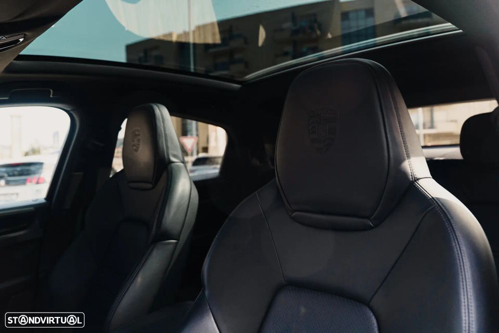 Porsche Cayenne Coupé E-Hybrid Platinum Edition - 15