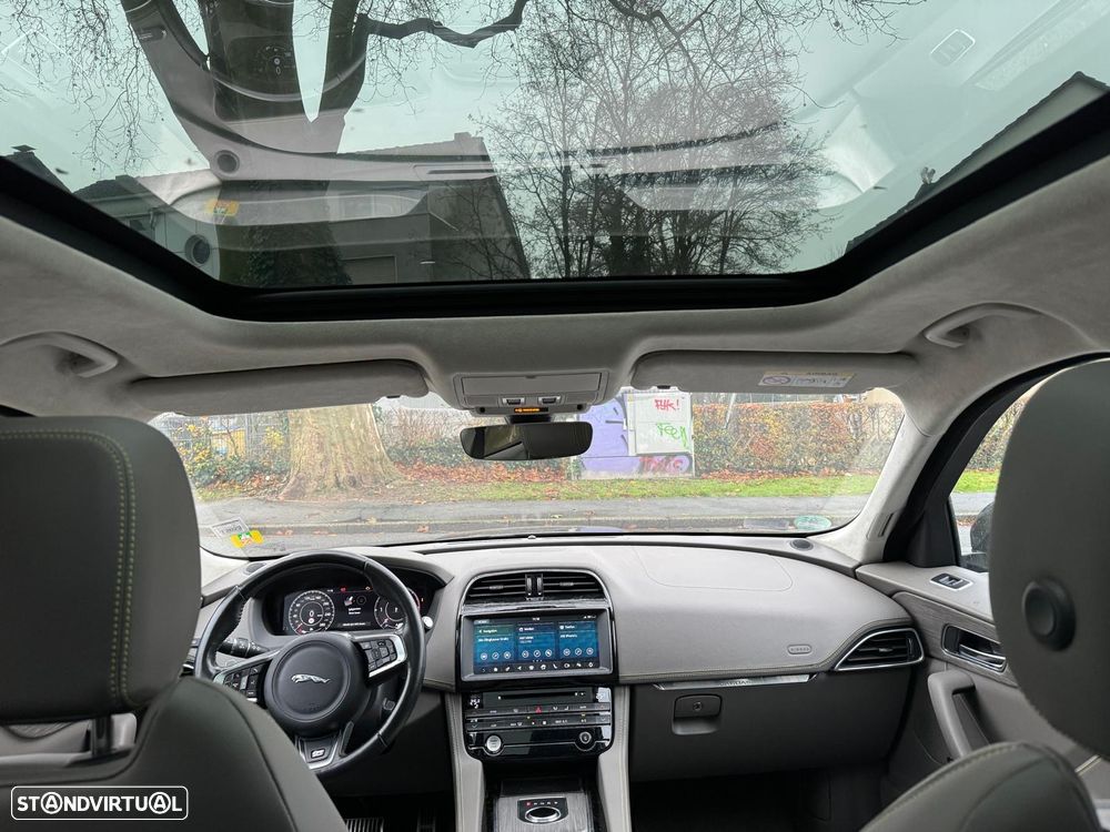 Jaguar F-Pace 25d AWD Aut. R-Sport - 5