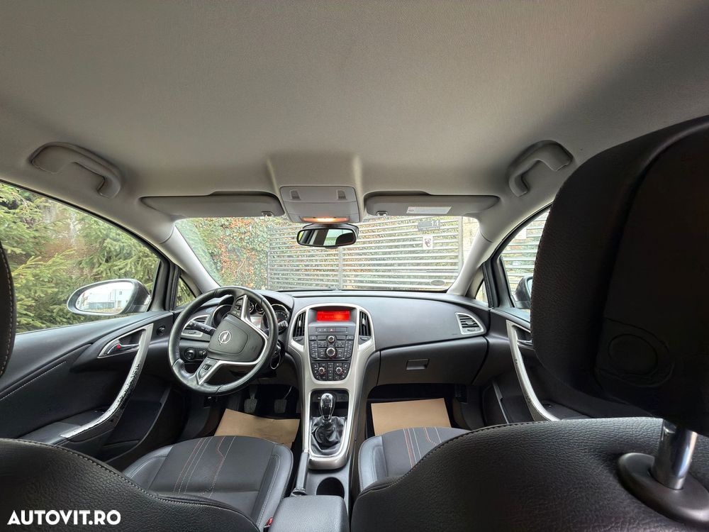 Opel Astra 2.0 CDTI Exklusiv - 12