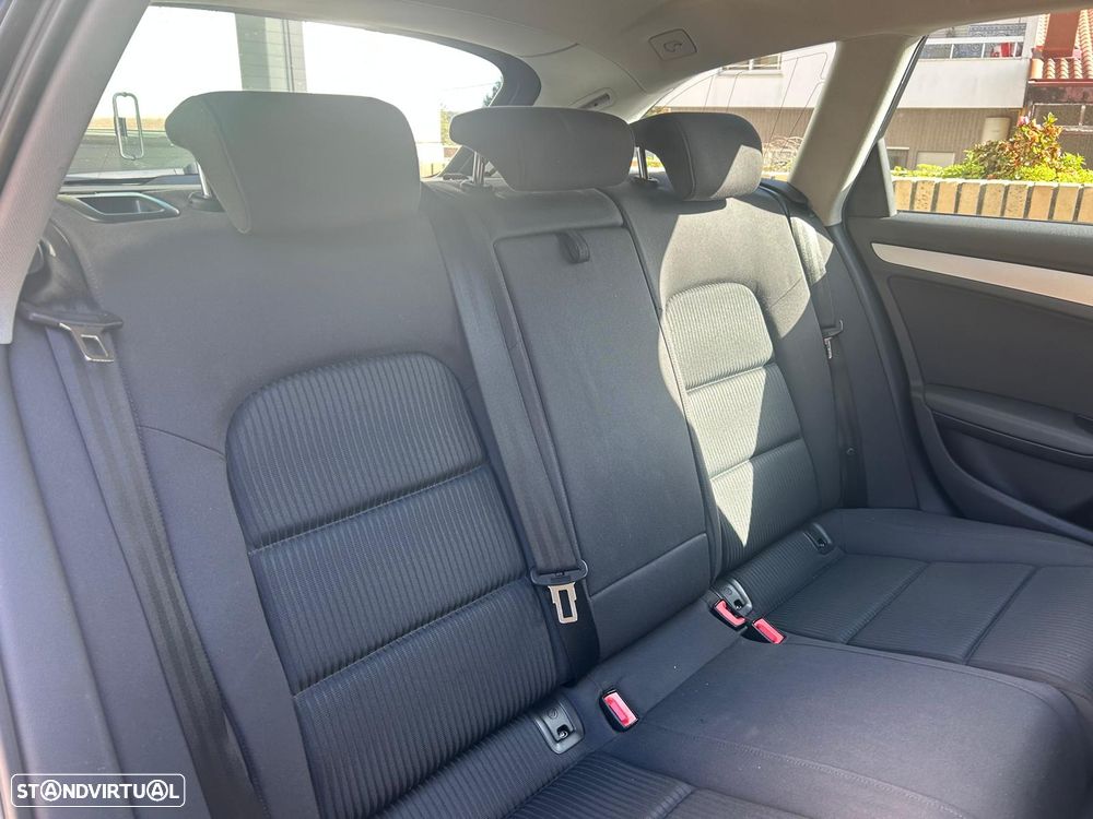 Audi A4 Avant 2.0 TDi Business Line Plus - 7