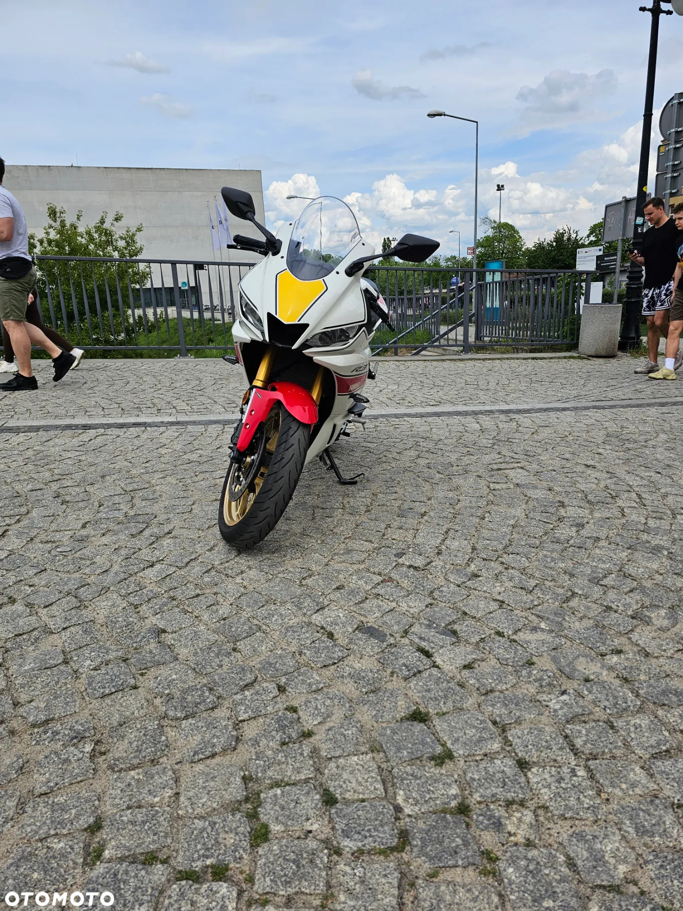 Yamaha R3 - 2