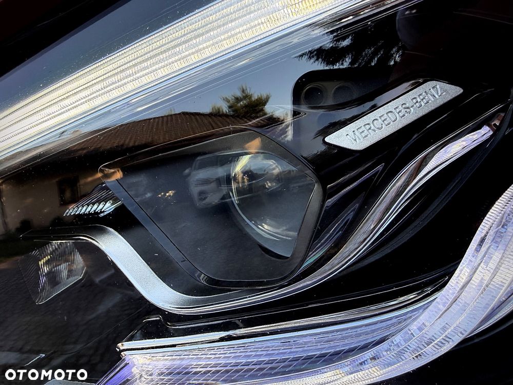 Mercedes-Benz GLB 200 d 4Matic 8G-DCT Edition AMG Line - 13