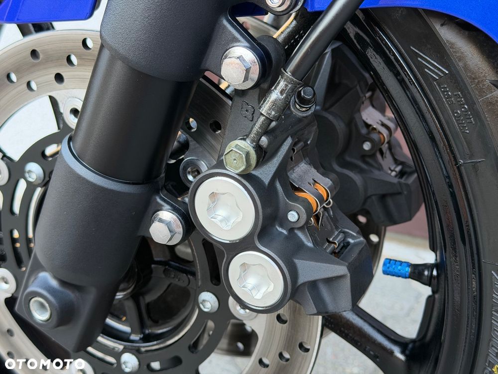 Yamaha FZ6 - 40