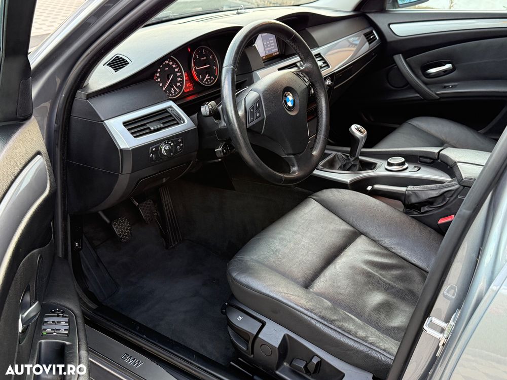 BMW Seria 5 520d Touring - 10