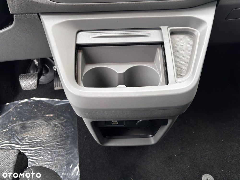 Volkswagen Nowa Caravelle L2 2.0 TDI 170 KM 8-automat 8m - 19