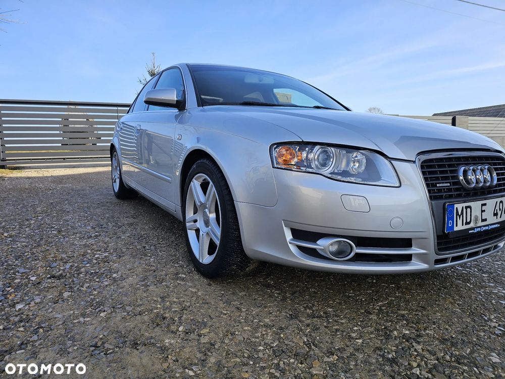 Audi A4 Limousine - 30