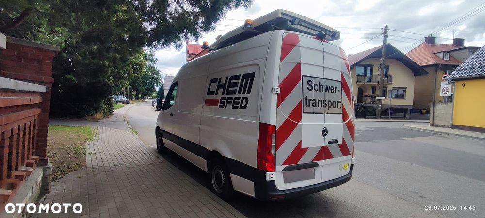 Mercedes-Benz Sprinter - 3