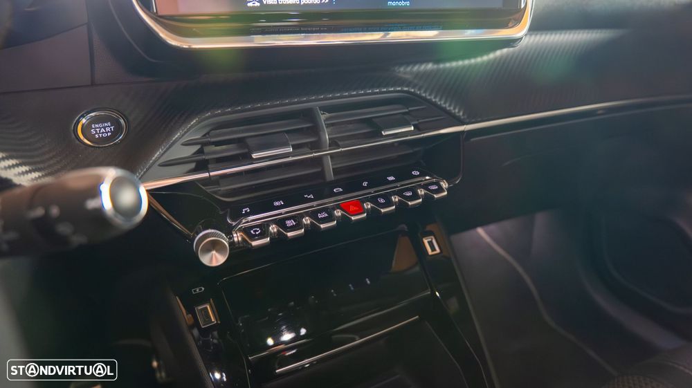 Peugeot 208 1.2 PureTech GT Line - 20