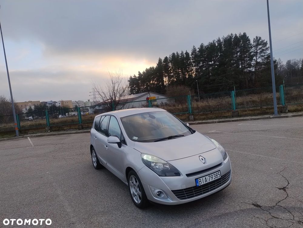 Renault Grand Scenic dCi 150 Automatik Bose Edition - 2