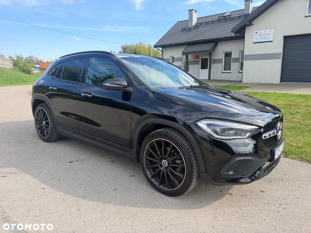 Mercedes-Benz GLA 220 d 4-Matic AMG Line - 9