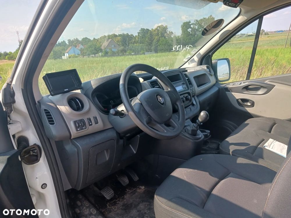 Renault Trafic III 2015r 273 tyś Izoterma chłodnia Mroźnia Sklep Food Truck Agregat zasilanie 230V Trafik - 4