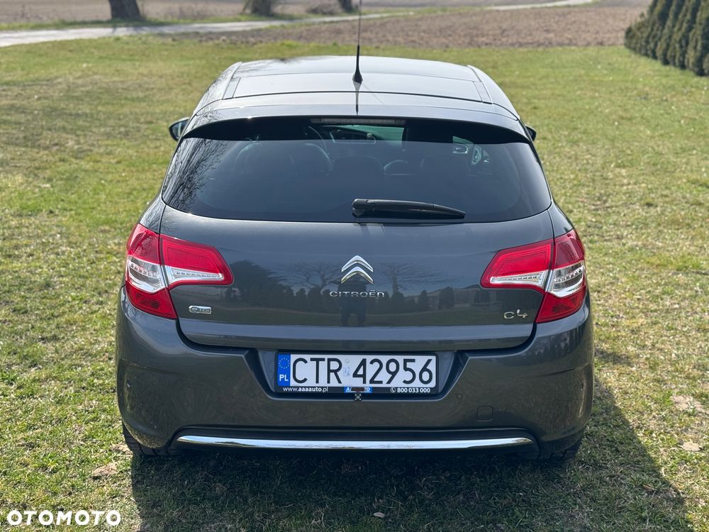 Citroën C4 e-HDi 115 Exclusive - 5