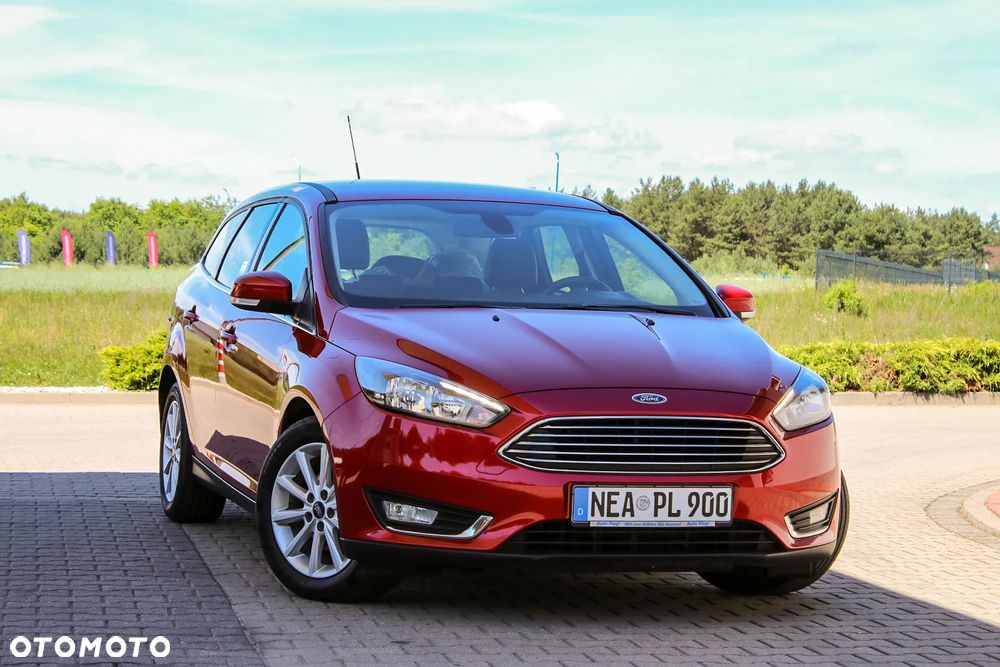 Ford Focus 1.5 EcoBlue Start-Stopp-System ST-LINE DESIGN - 10