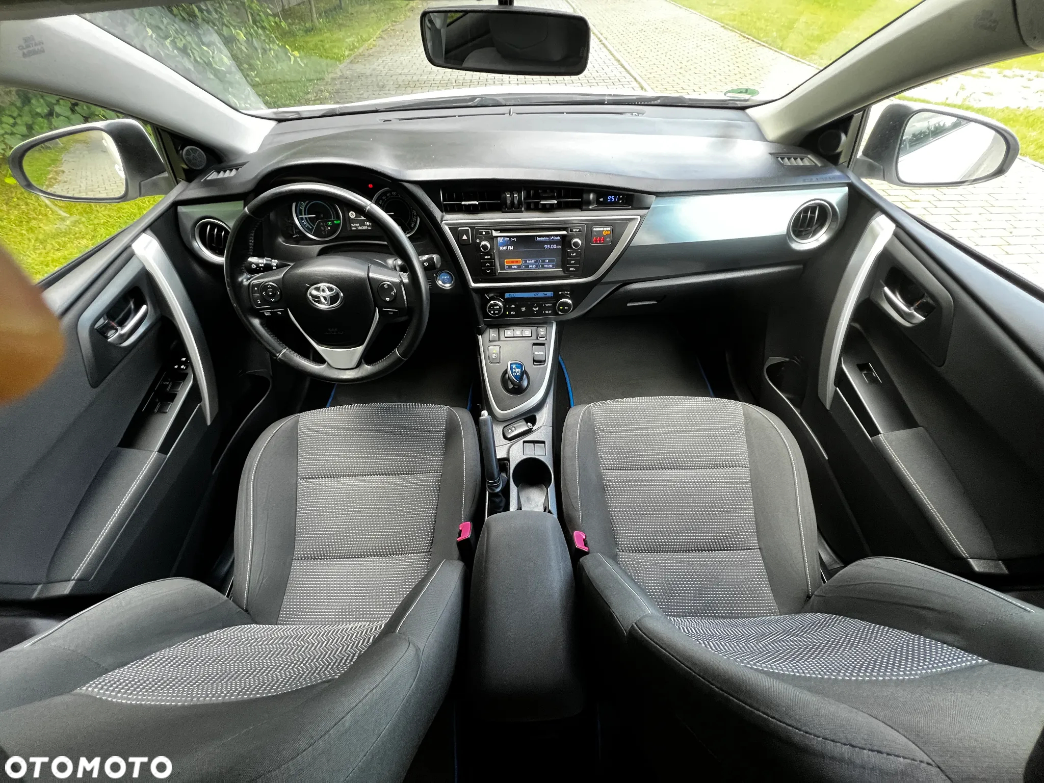 Toyota Auris 1.8 Hybrid Life - 8