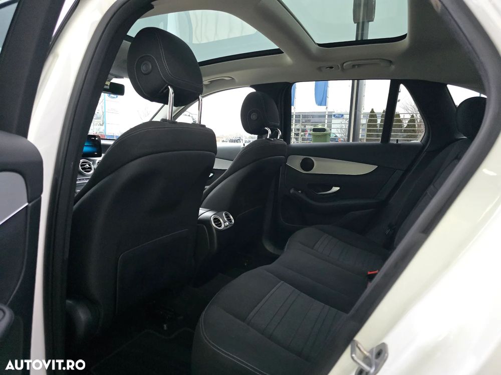 Mercedes-Benz GLC - 16