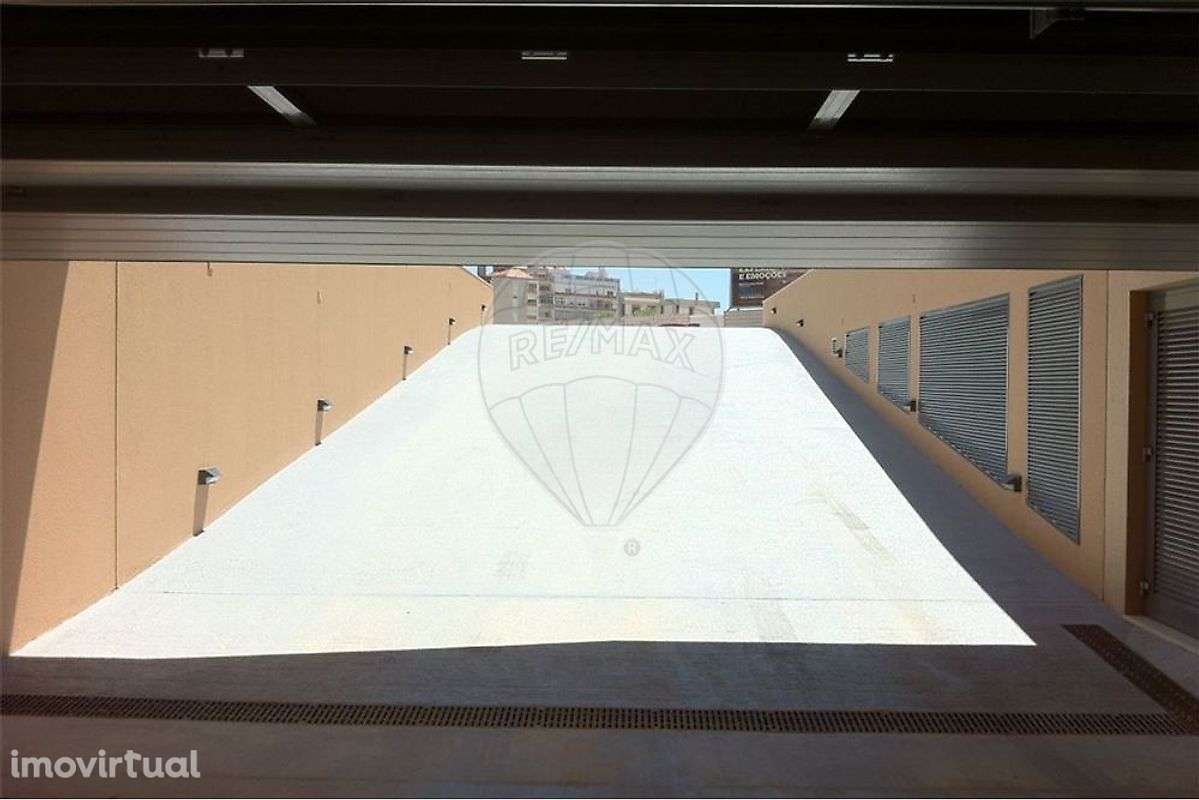 Garagem  para arrendamento - Grande imagem: 3/9