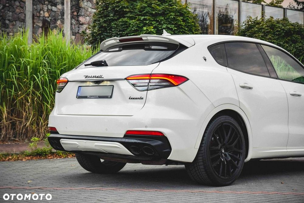 Maserati Levante Q4 GranSport - 38