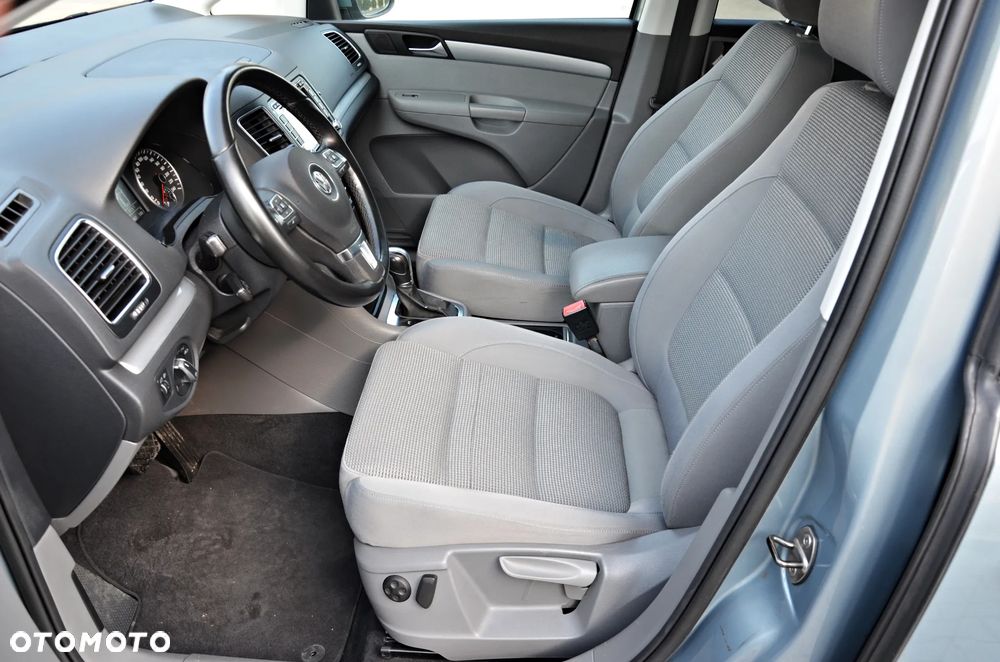 Volkswagen Sharan - 30