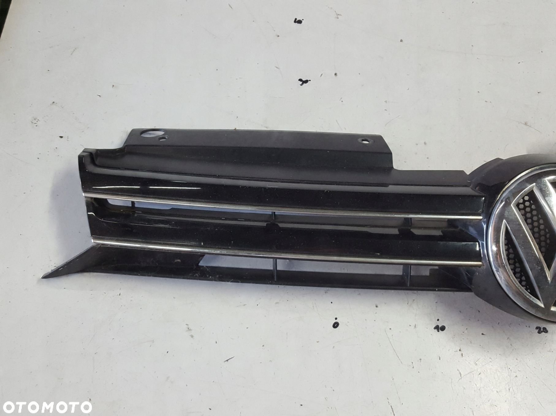 VW GOLF 6 VI 08-13r HB ATRAPA GRILL - 3